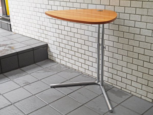 テクタ TECTA サイドテーブル K22 SIDE TABLE チェリー材 アレキサンダーカルダー ドイツ バウハウス ACTUS 取扱 ■