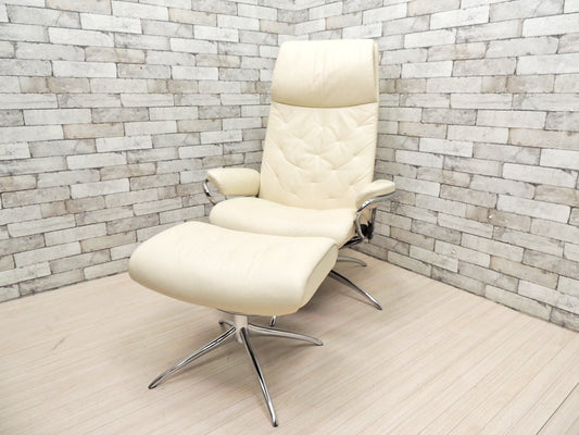 エコーネス EKORNES ストレスレス メトロ Stressless Metro リクライニングチェア オットマン付き 牛革 合計定価：320,000円以上 ●