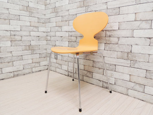 フリッツハンセン Fritz Hansen アントチェア ANT CHAIR アリンコチェア ラッカー アプリコット apricot 4本脚 アルネ・ヤコブセン デンマーク 北欧家具 ●