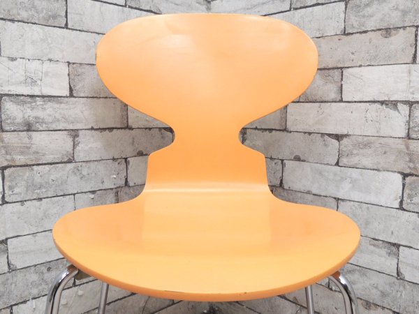 フリッツハンセン Fritz Hansen アントチェア ANT CHAIR アリンコチェア ラッカー アプリコット apricot 4本脚 アルネ・ヤコブセン デンマーク 北欧家具 ●