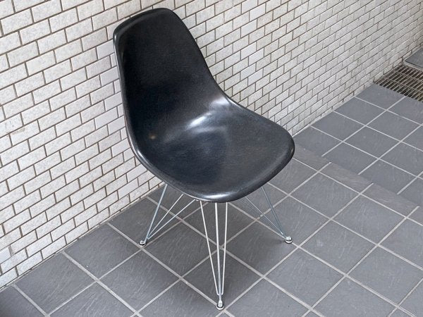 ハーマンミラー Herman Miller サイドシェルチェア 現行FRP製 1stタイプ エッフェルベース ブラック C&R イームズ DSR ミッドセンチュリー ■