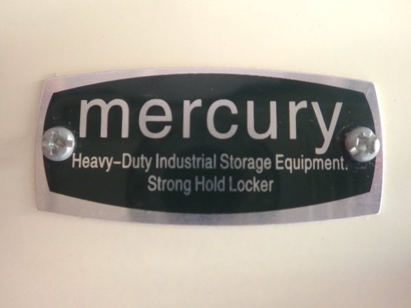 マーキュリーファニチャー Mercury Furniture スチール ロッカー ホワイト アメリカ製 アイボリー インダストリアル ♪