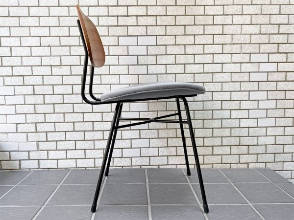 グラフ graf プランクトンチェア Plankton chair H ダイニングチェア チーク材×スチール脚 ファブリックシート ポルトグレー インダストリアルデザイン A ■