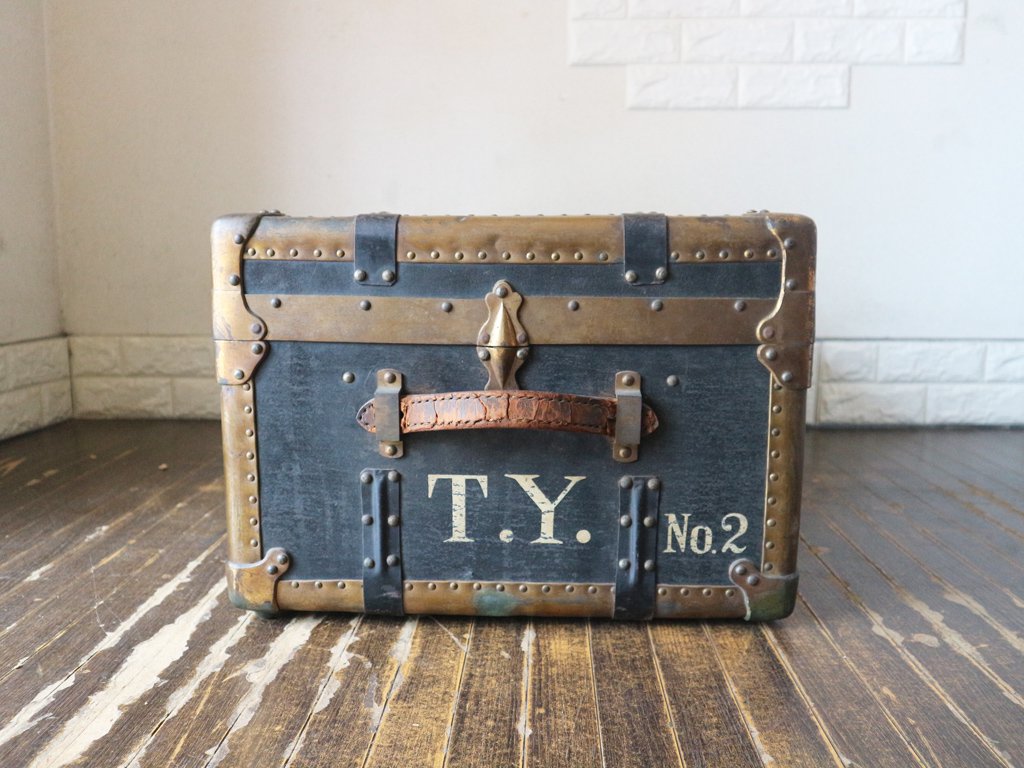 ビンテージ トランク Vintage trunk トランクケース アンティーク 店舗什器 ディスプレイ ◎