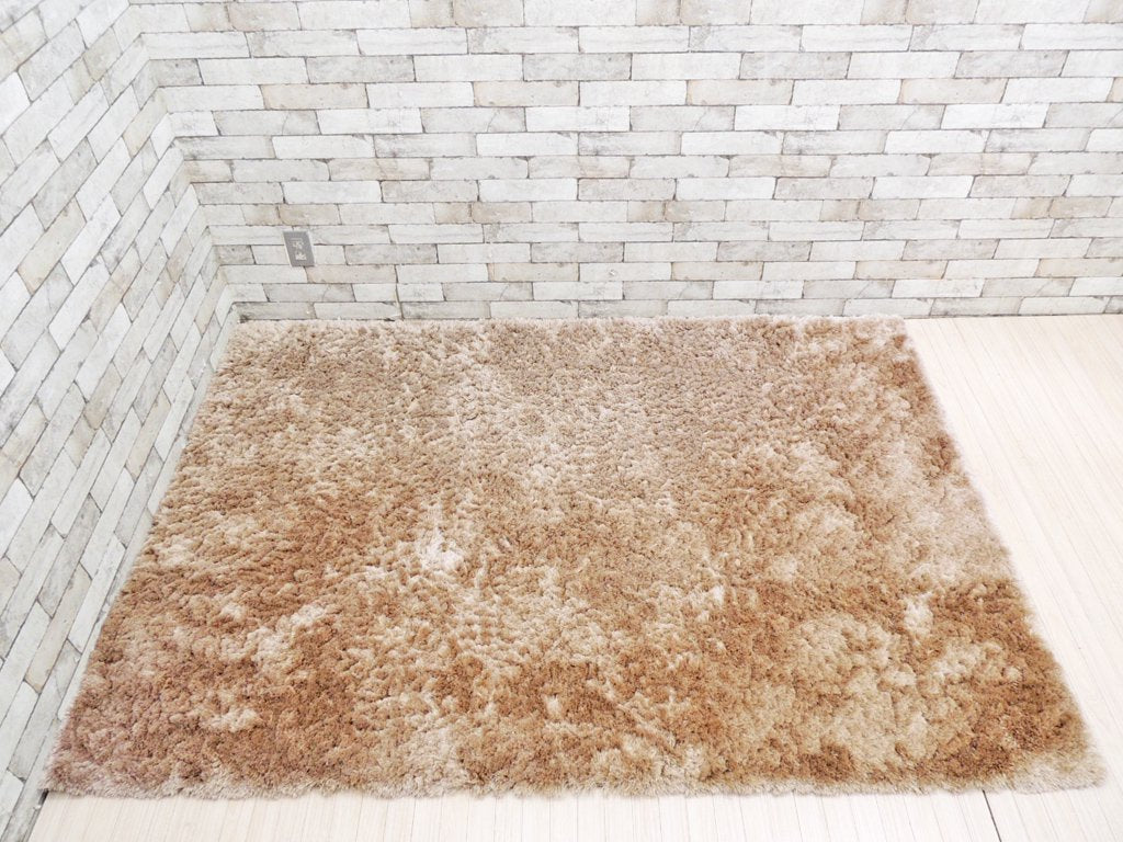 スプリングヴァレー SPRING VALLEY シャギー ラグ 絨毯 カーペット マット 200×140 無地 ベージュ 参考価格 : \78,400- ●