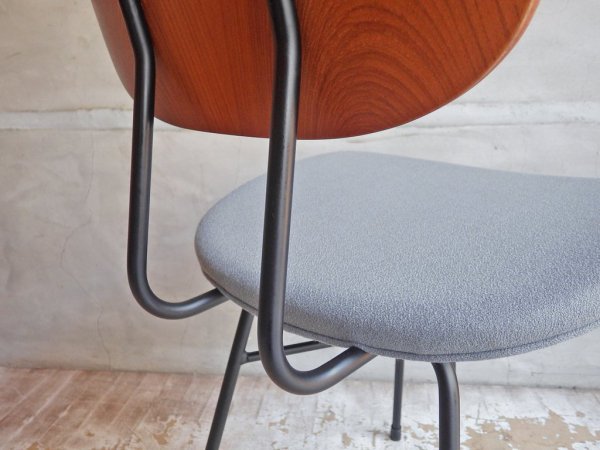 グラフ graf プランクトンチェア Plankton chair ダイニングチェア ポルトグレー チーク材 スチール脚 ファブリックシート インダストリアルデザイン A ♪