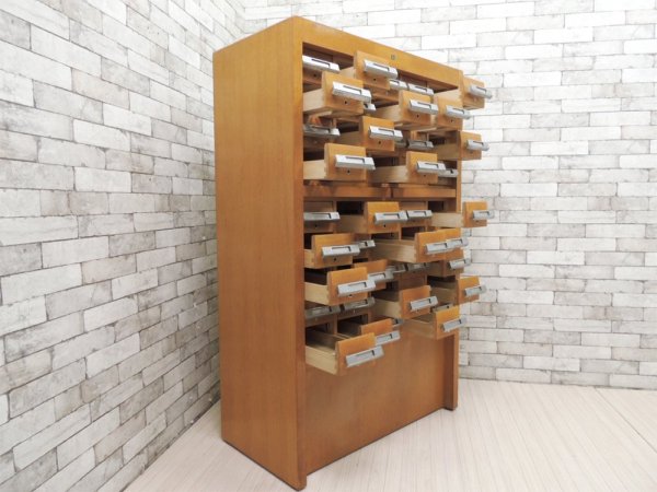 キハラ KIHARA 図書館キャビネット カードケース 抽斗45杯 スライド天板 ネームホルダー付 レトロ 店舗什器 A ●