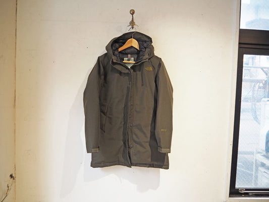 ザノースフェイス The North Face マカル ダウンコート Makalu Down Coat ウィメンズ Mサイズ ゴアテックス GORE-TEX ニュート―プ NT ★