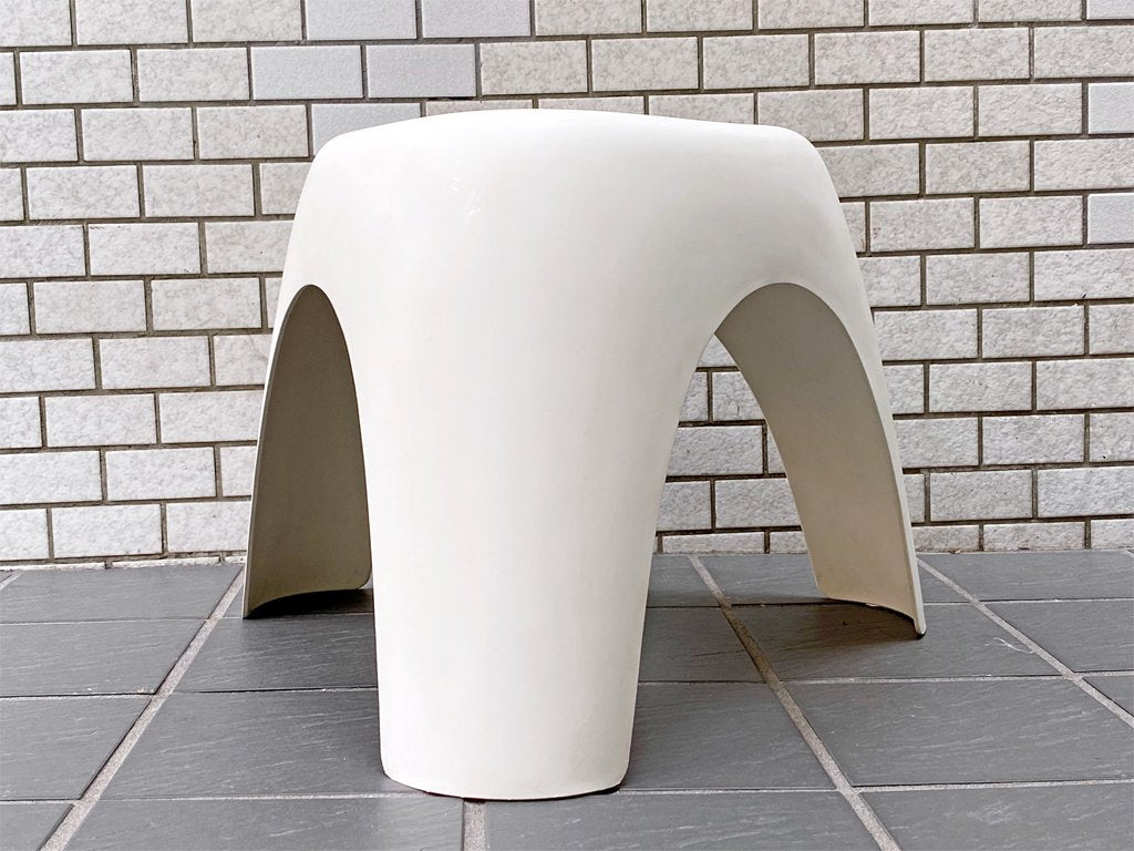 ヴィトラ Vitra エレファントスツール Elephant Stool ポリプロピレン製 ホワイト 柳宗理 ミッドセンチュリー MoMA 永久収蔵品 ■