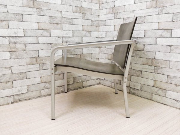 トーネット THONET ラウンジチェア A903 Foster+Partners ノーマン・フォスター 参考価格187,000円 ●