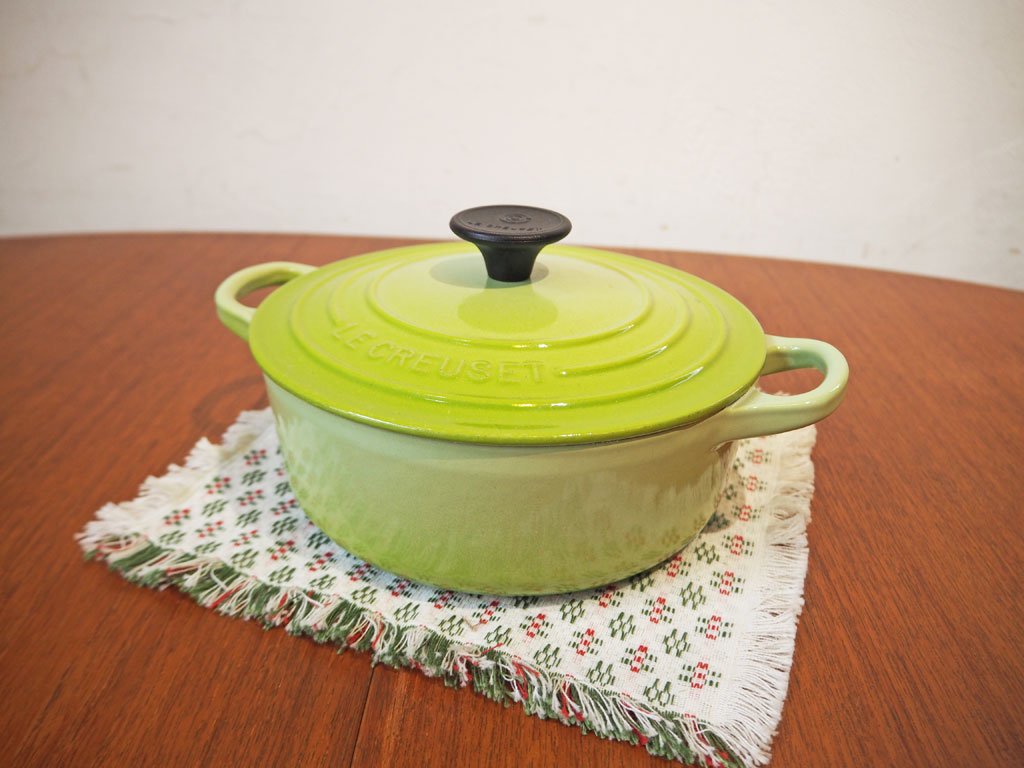 ルクルーゼ LECREUSET ココット・ロンド 両手鍋 フルーツグリーン) 18ｃｍ 鋳物ホーロー鍋 廃盤カラー 参考価格：￥27,000- フランス ★