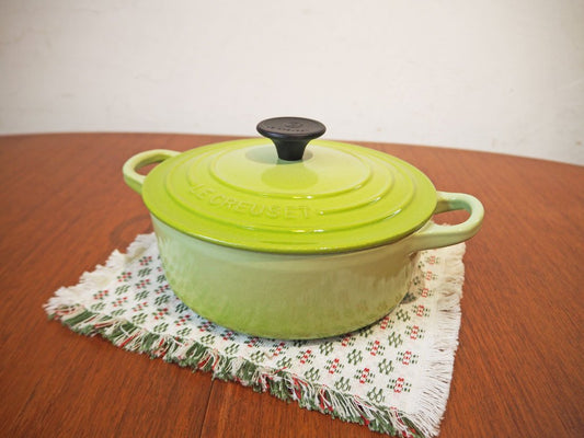 ルクルーゼ LECREUSET ココット・ロンド 両手鍋 フルーツグリーン) 18ｃｍ 鋳物ホーロー鍋 廃盤カラー 参考価格：￥27,000- フランス ★