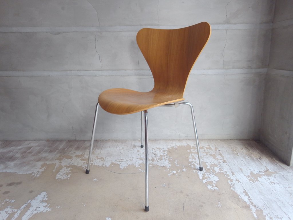 フリッツハンセン Fritz Hansen セブンチェア ナッツナチュラル アルネ・ヤコブセン Arne Jacobsen 廃番カラー デンマーク 北欧家具 A ♪