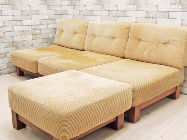 トラックファニチャー TRUCK FURNITURE ラウンジソファ オットマン LOUNGE SOFA OTTOMAN コーデュロイ ウォールナット無垢材 定価：￥94,820- ●