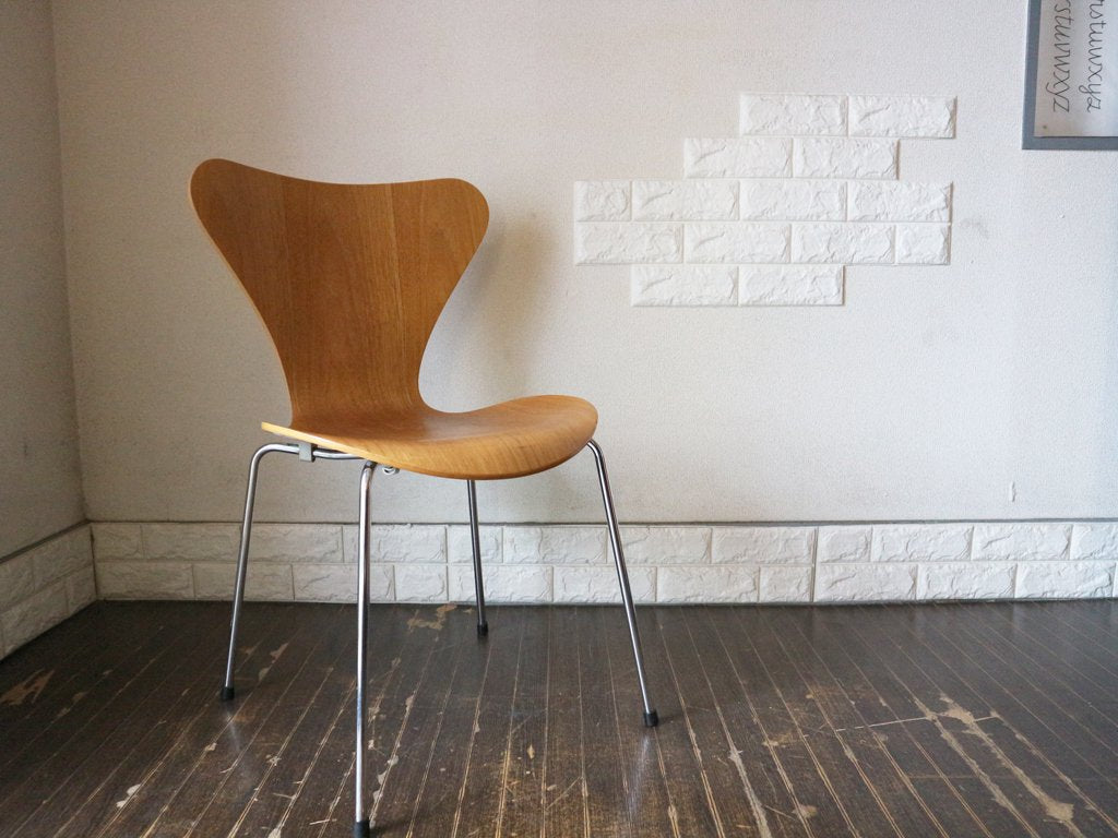 フリッツハンセン Fritz Hansen セブンチェア Seven Chair アルネヤコブセン Arne Jacobsen ナッツ ナチュラル 廃盤カラー デザイナーズ B ◎