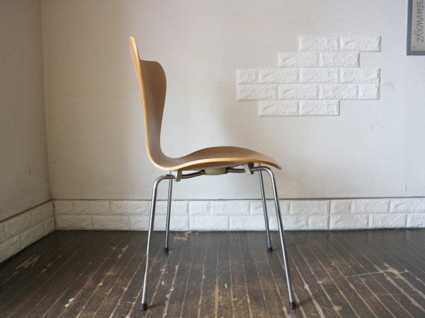 フリッツハンセン Fritz Hansen セブンチェア Seven Chair アルネヤコブセン Arne Jacobsen ナッツ ナチュラル 廃盤カラー デザイナーズ A ◎