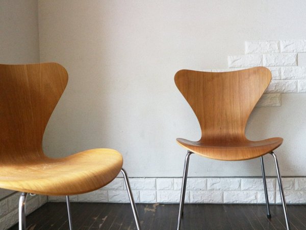 フリッツハンセン Fritz Hansen セブンチェア Seven Chair アルネヤコブセン Arne Jacobsen ナッツ ナチュラル 廃盤カラー デザイナーズ A ◎