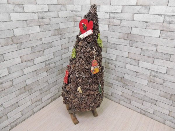 ハンドメイド 松ぼっくり 木製 クリスマスツリー カントリースタイル オブジェ クラフト家具 ●