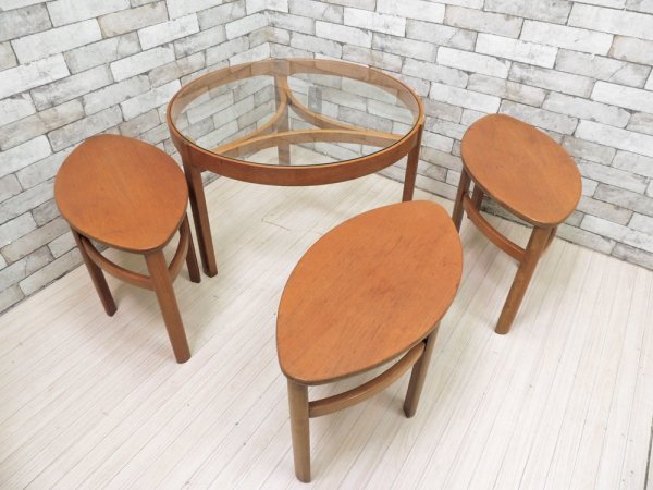 ネイサン ファニチャー NATHAN Furniture チーク材 ガラストップ ネストテーブル 4点セット ビンテージ 英国家具 ●