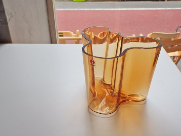 イッタラ iittala アルヴァ アアルト コレクション Alvar Aalto Collection ベース 120mm ブラウン ♪