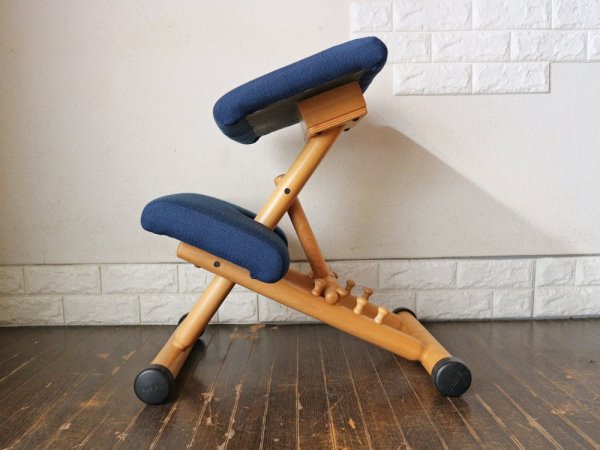 ストッケ STOKKE マルチバランス MALTI balans バランスチェア 学習椅子 ネイビー 北欧 ノルウェー ◎