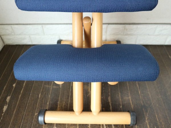 ストッケ STOKKE マルチバランス MALTI balans バランスチェア 学習椅子 ネイビー 北欧 ノルウェー ◎