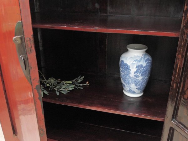 中国家具 漆塗り キャビネット 収納棚 大型 開き扉 朱色 3段 アジアンファニチャー Asian Furniture ビンテージ ●