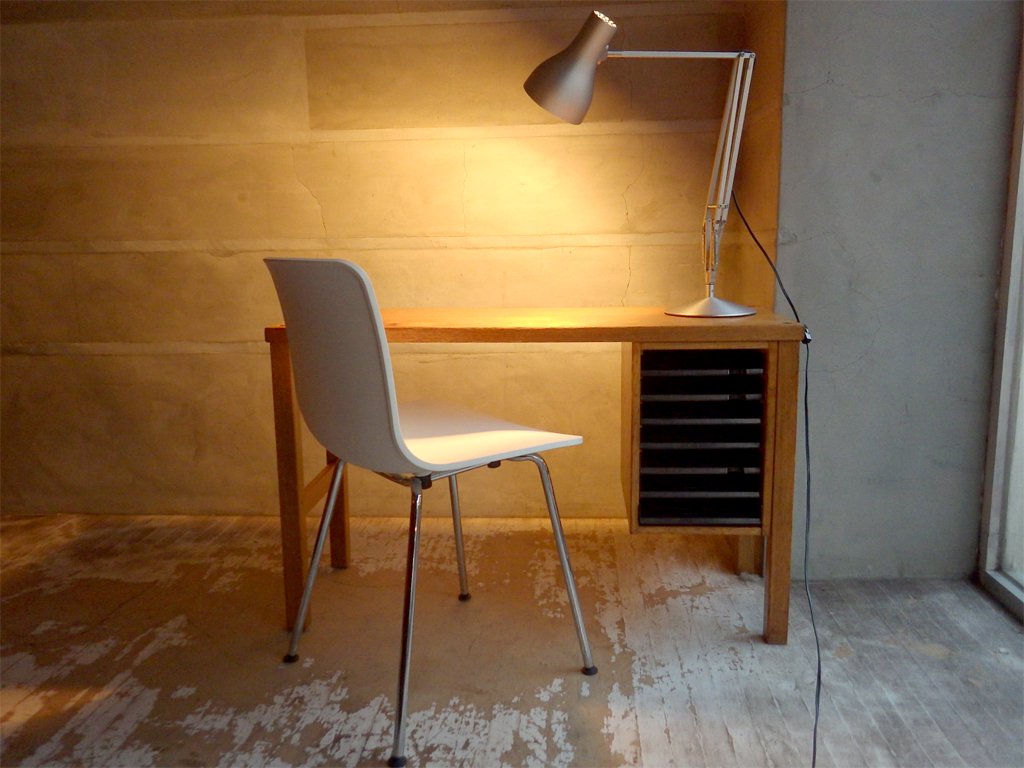 アングルポイズ ANGLEPOISE Type75 デスクランプ シルバー Silver Lustre 英国 ケネス・グランジ Sir Kenneth Grange 定価￥35,200- ♪