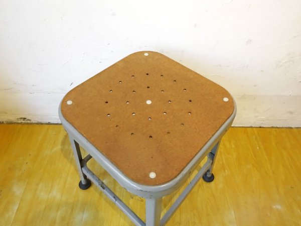 リオン LYON ファクトリースツール Factory Stool プレスウッドシート Sサイズ B グレイ P.F.S取扱 Dove gray ★