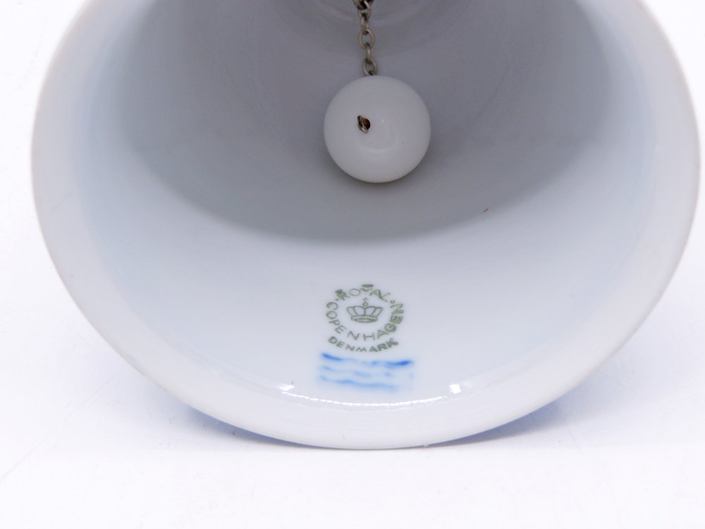 ロイヤルコペンハーゲン ROYAL COPENHAGEN クリスマスベル Christmas Bell 2002年 森の冬 Winter in the Forest 箱付 デンマーク 北欧雑貨 ●