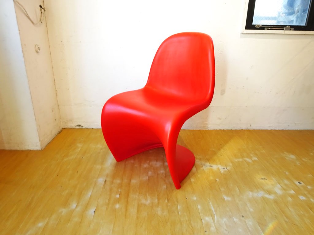 ヴィトラ vitra パントンチェア Panton Chair クラシックレッド ヴェルナー・パントン Panton スタッキングチェア ミッドセンチュリー スペースエイジ ★