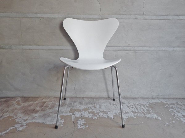 フリッツハンセン Fritz Hansen セブンチェア Seven Chair ホワイトラッカー アルネ・ヤコブセン Arne Jacobsen デンマーク 北欧家具 A ♪