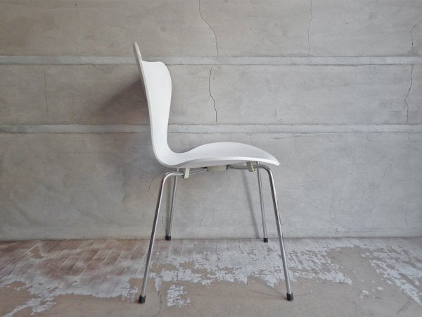 フリッツハンセン Fritz Hansen セブンチェア Seven Chair ホワイトラッカー アルネ・ヤコブセン Arne Jacobsen デンマーク 北欧家具 A ♪