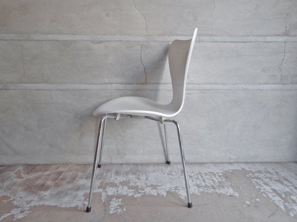 フリッツハンセン Fritz Hansen セブンチェア Seven Chair ホワイトラッカー アルネ・ヤコブセン Arne Jacobsen デンマーク 北欧家具 B ♪