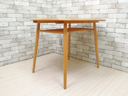 モモナチュラル MOMO natural モチャ MOCHA サークルテーブル 950 CIRCLE TABLE アルダー材 ダイニングテーブル 定価：約5.7万円 ●