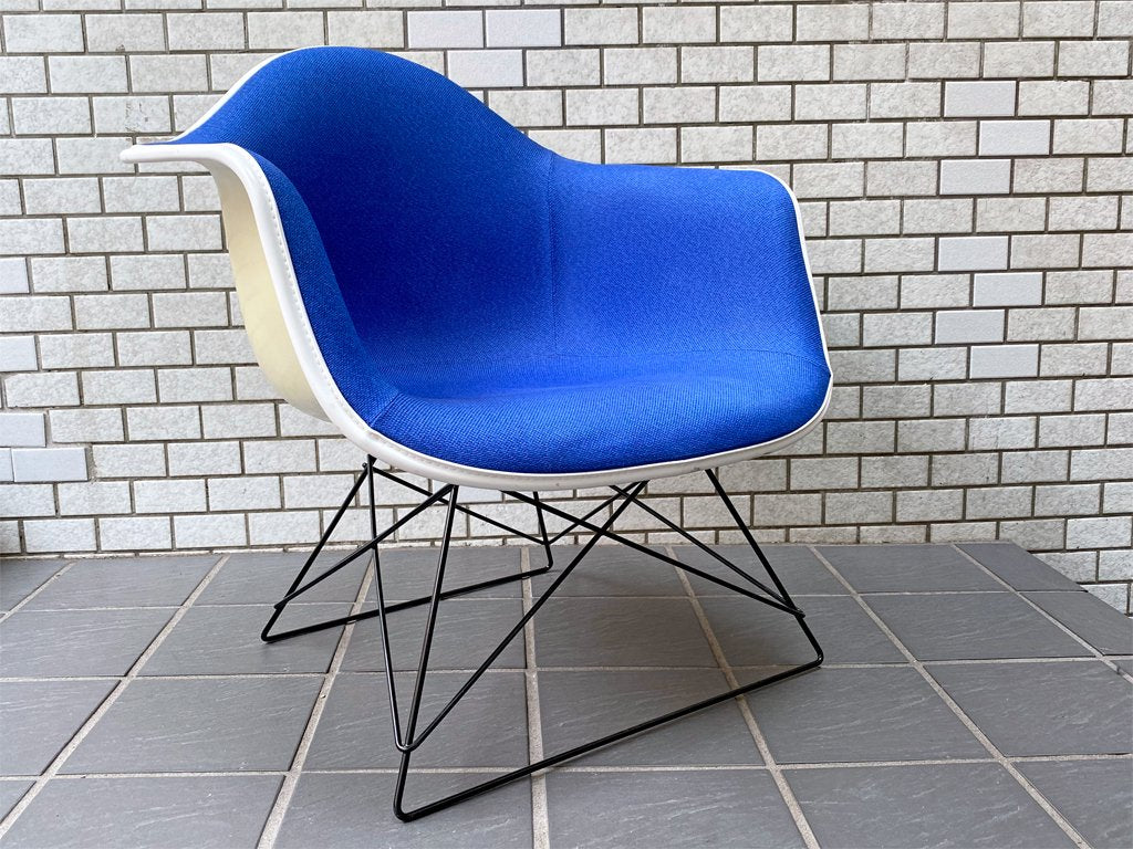 ハーマンミラー Herman Miller アームシェルチェア LAR 現行FRP製 アプホルスター キャッツクレイドル ラウンジベース ブルー パーチメント C&R イームズ ■