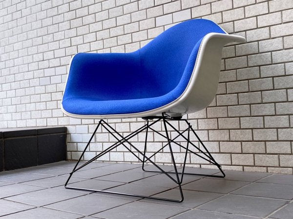 ハーマンミラー Herman Miller アームシェルチェア LAR 現行FRP製 アプホルスター キャッツクレイドル ラウンジベース ブルー パーチメント C&R イームズ ■