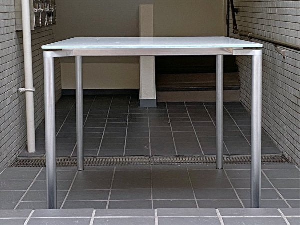 フリッツハンセン Fritz Hansen プラーノ PLANO P932 ダイニングテーブル ホワイト ガラストップ ペリカンデザイン ■