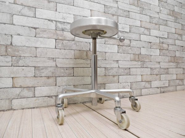 タカラベルモント TAKARA BELMONT D STOOL ALUMI スツール アルミ BEAUTY CHAIR SC-240W 美容室 スペースエイジ 現行品定価37,400円 ●