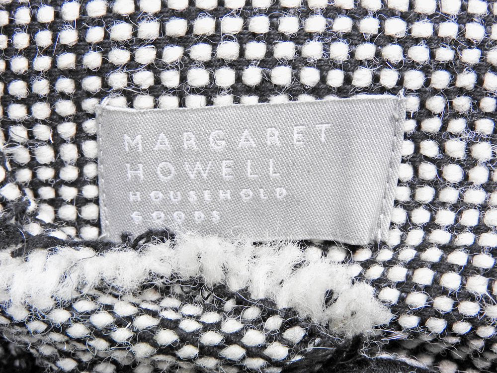 マーガレットハウエル MARGARET HOWELL × モーンテキスタイル MOURNE TEXTILES フェザークッション ツイード 定価\35,200- ●