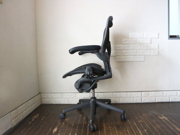 ハーマンミラー Herman Miller アーロンチェア Aeron Chair Bサイズ ポスチャーフィット フル装備 デスクチェア ◎