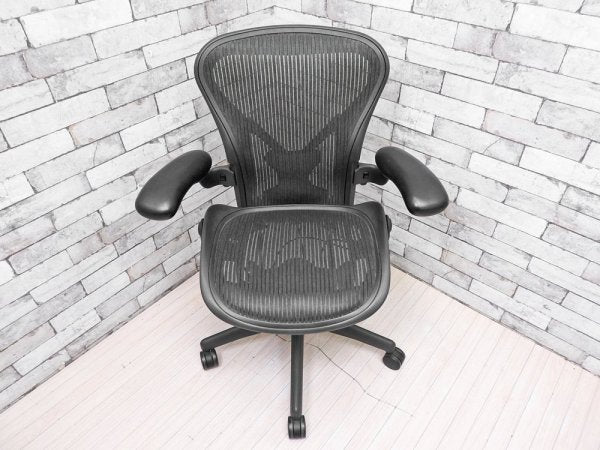 ハーマンミラー Herman Miller アーロンチェア Aeron Chair Aサイズ ポスチャーフィット クラシックカーボン グラファイトベース デスクチェア フル装備 ●