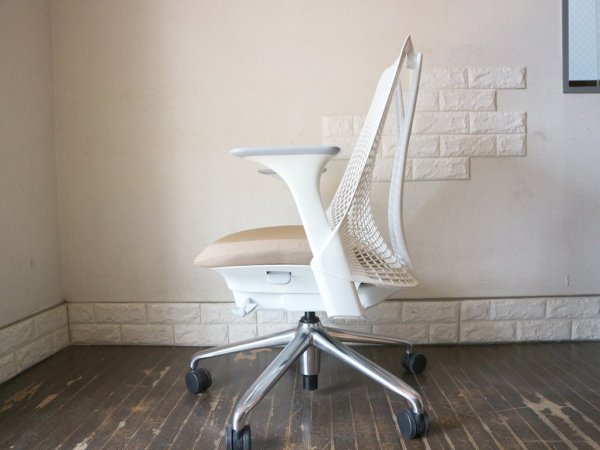 ハーマンミラー Herman Miller セイルチェア SAYL Chair デスクチェア イヴ・ベアール スタジオホワイト オートミール 定価￥112,200- ◎