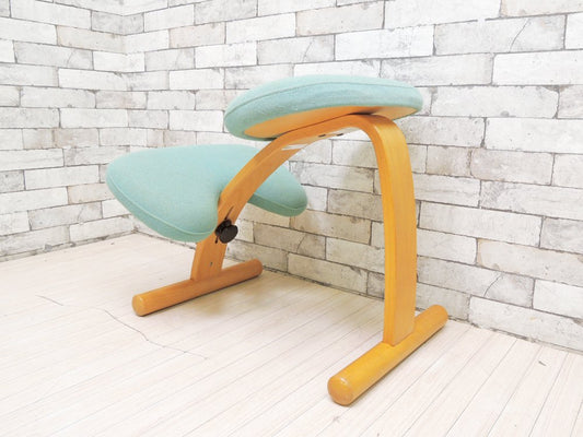 リボ Rybo バランスイージー balans Easy バランスチェア ライトブルー 学習椅子 姿勢矯正 現状特価品 ●