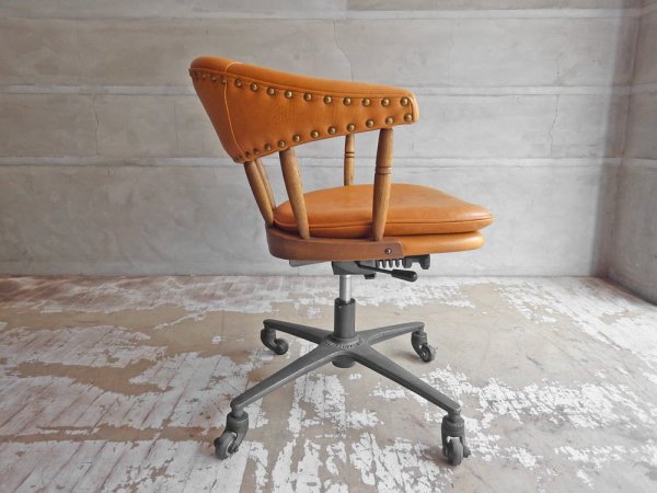 トラックファニチャー TRUCK FURNITURE ハリソン デスクチェア HARRISON DESK CHAIR 本革 キャストアイアン キャスター付き 定価305,800円 ♪