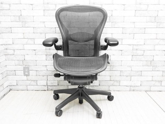 ハーマンミラー Herman Miller アーロンチェア Aeron Chair Bサイズ ランバーサポート クラシックカーボン グラファイトベース デスクチェア 現状品 ●