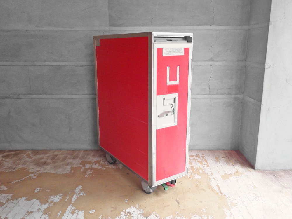 エアアジア・ジャパン Air Asia Japan LCC ミールカート サービストローリー 機内食運搬用 フルサイズ 什器 希少 A ♪