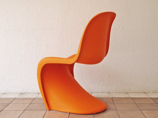 ヴィトラ vitra. パントンチェア Panton Chair オレンジ ヴェルナー・パントン Verner Panton スタッキングチェア ミッドセンチュリー スペースエイジ B ◇