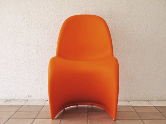 ヴィトラ vitra. パントンチェア Panton Chair オレンジ ヴェルナー・パントン Verner Panton スタッキングチェア ミッドセンチュリー スペースエイジ A ◇