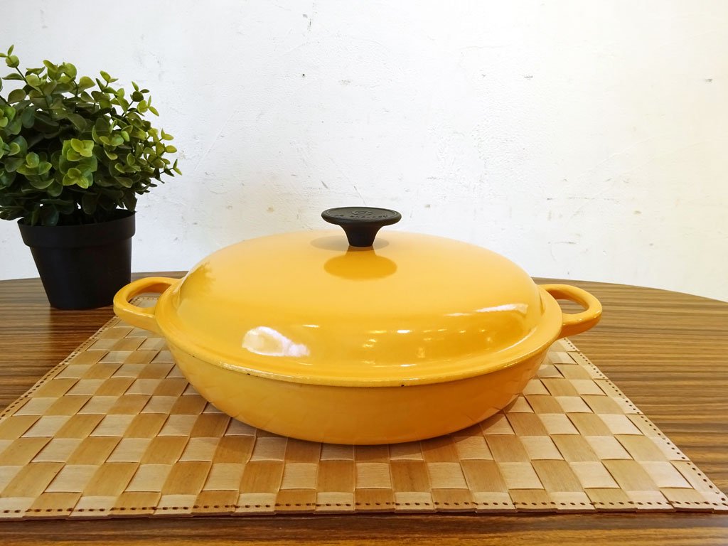 ルクルーゼ Le Creuset ビュッフェ キャセロール Buffet casserole 26cm 廃盤 サフランイエロー 2.0リットル ★